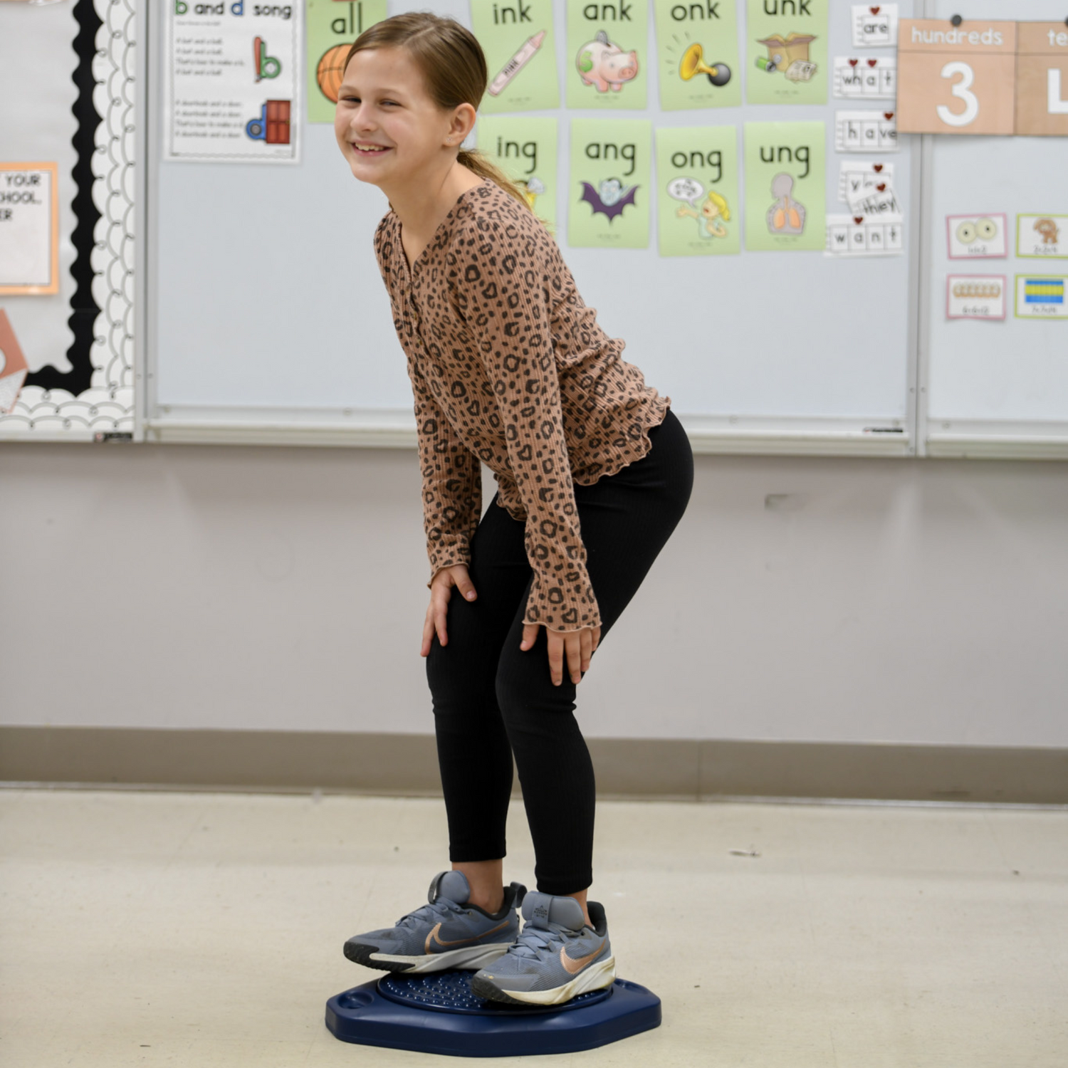 Stand & Twist Rotating Disk for Elementary/Middle/High School Kids by ...