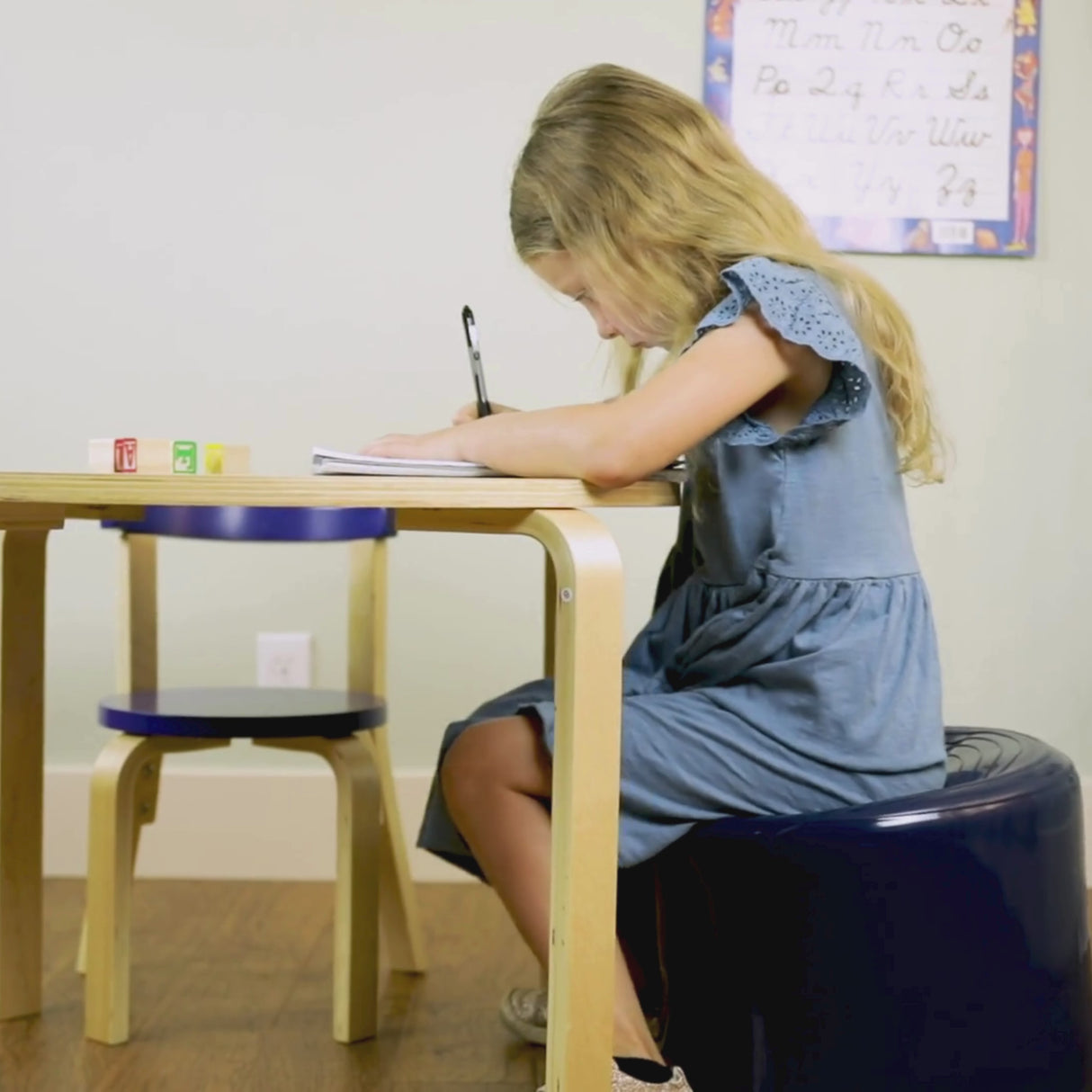 Soft & Flexible Wobble Seat by Bouncyband®